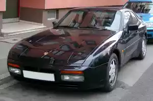 porsche 944