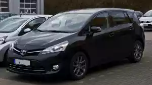 toyota verso